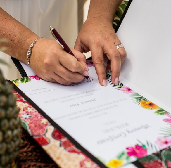 Anerkannte Hochzeit auf Bali